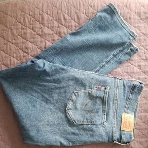 18W Levi's jeans